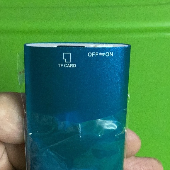 MYMAHDI DIGITAL MP3 Music Player Model M230, Input DC5V-1A Slim 3.5"x 2" Blue - Picture 10 of 12